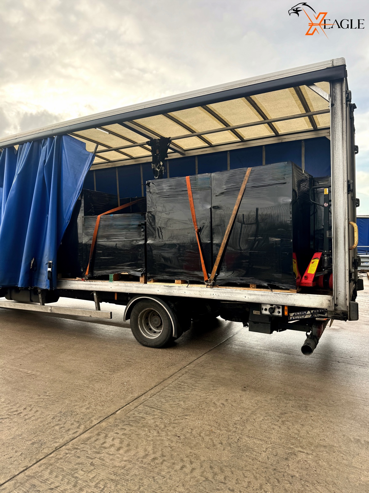 Data Centres — Secured Equipment Transport